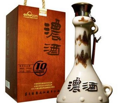 金兆福白酒 產品視覺與店鋪空間的雙重美學