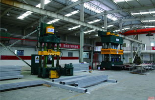 八局電務(wù)公司電氣器材分公司成功研制SMC電纜槽及機(jī)械電氣設(shè)備